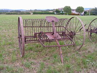 Rateau andaineur (30eme fete des moissons de Saint-Jean-de-Touslas)